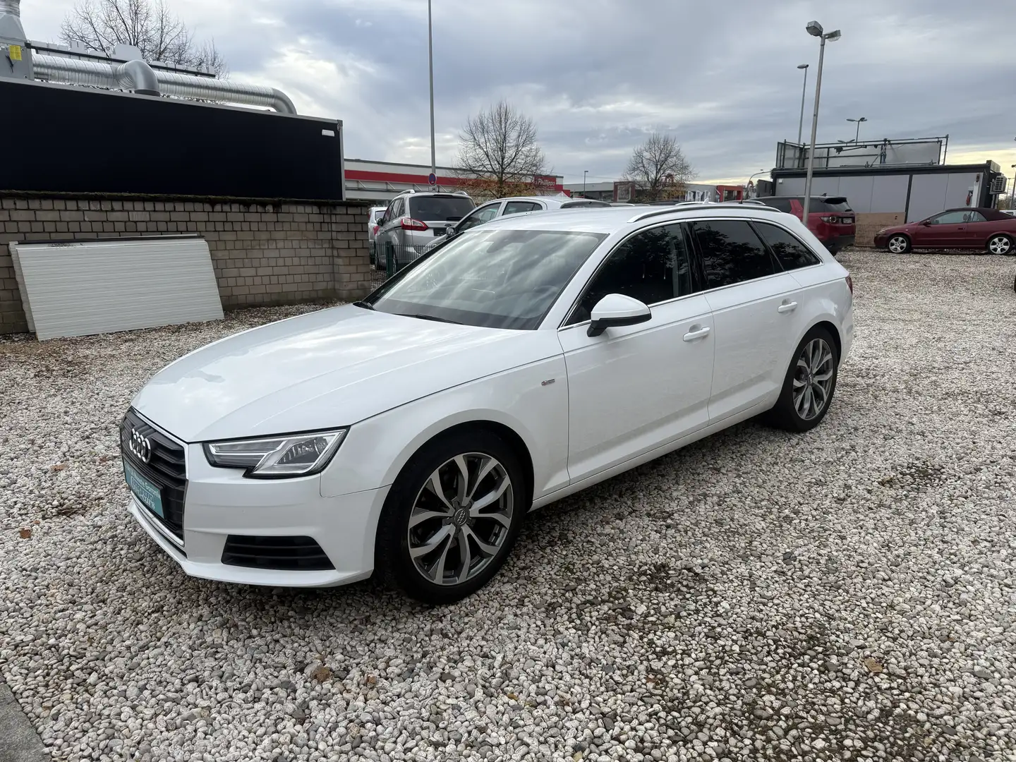 Audi A4 Basis SAUBERER ZUSTAND 12 MONATE GARANTIE Blanc - 1