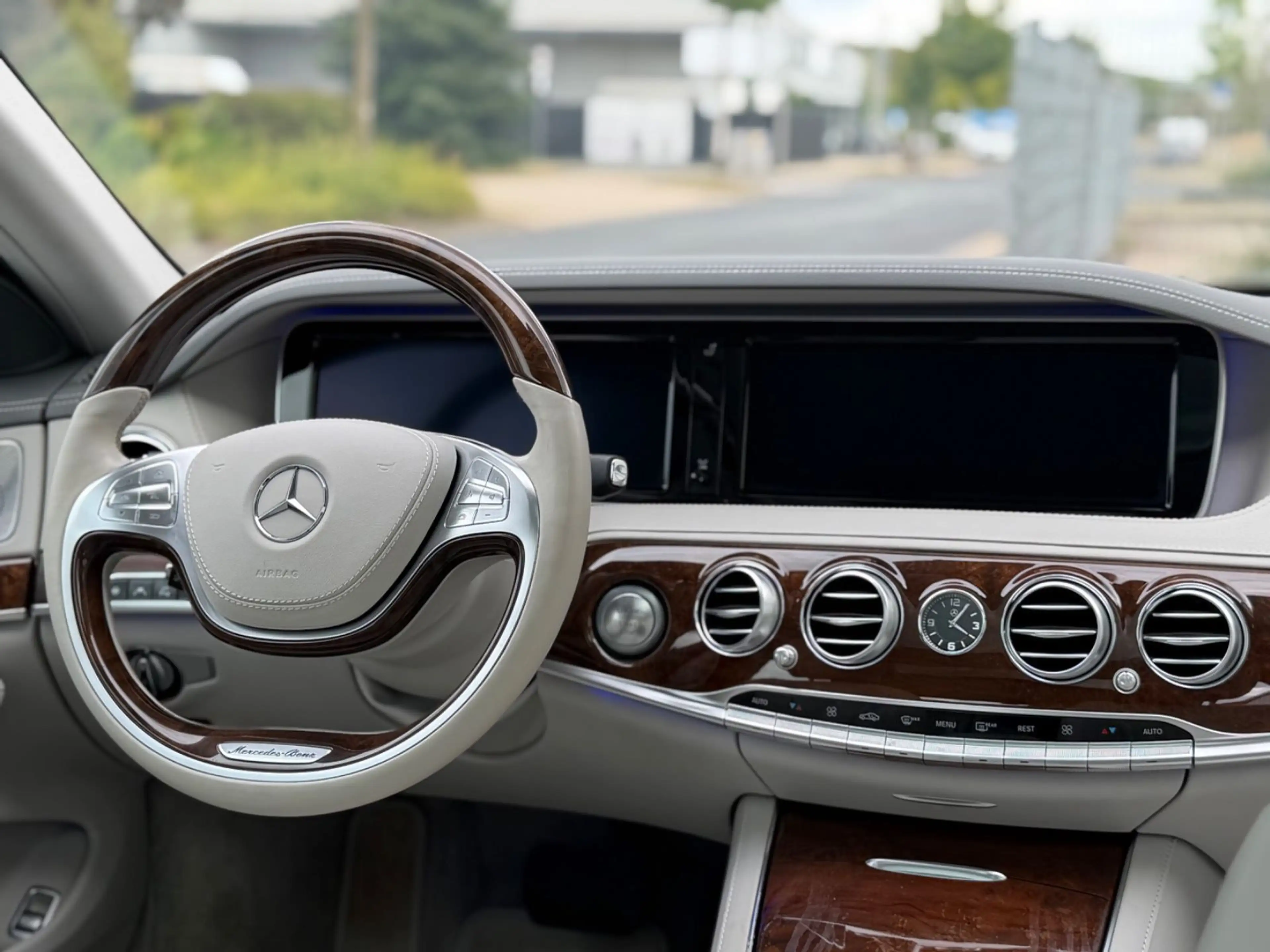 Mercedes-Benz S 500 S Limousine S 500 4Matic*SERVICE NEU* — photo 14