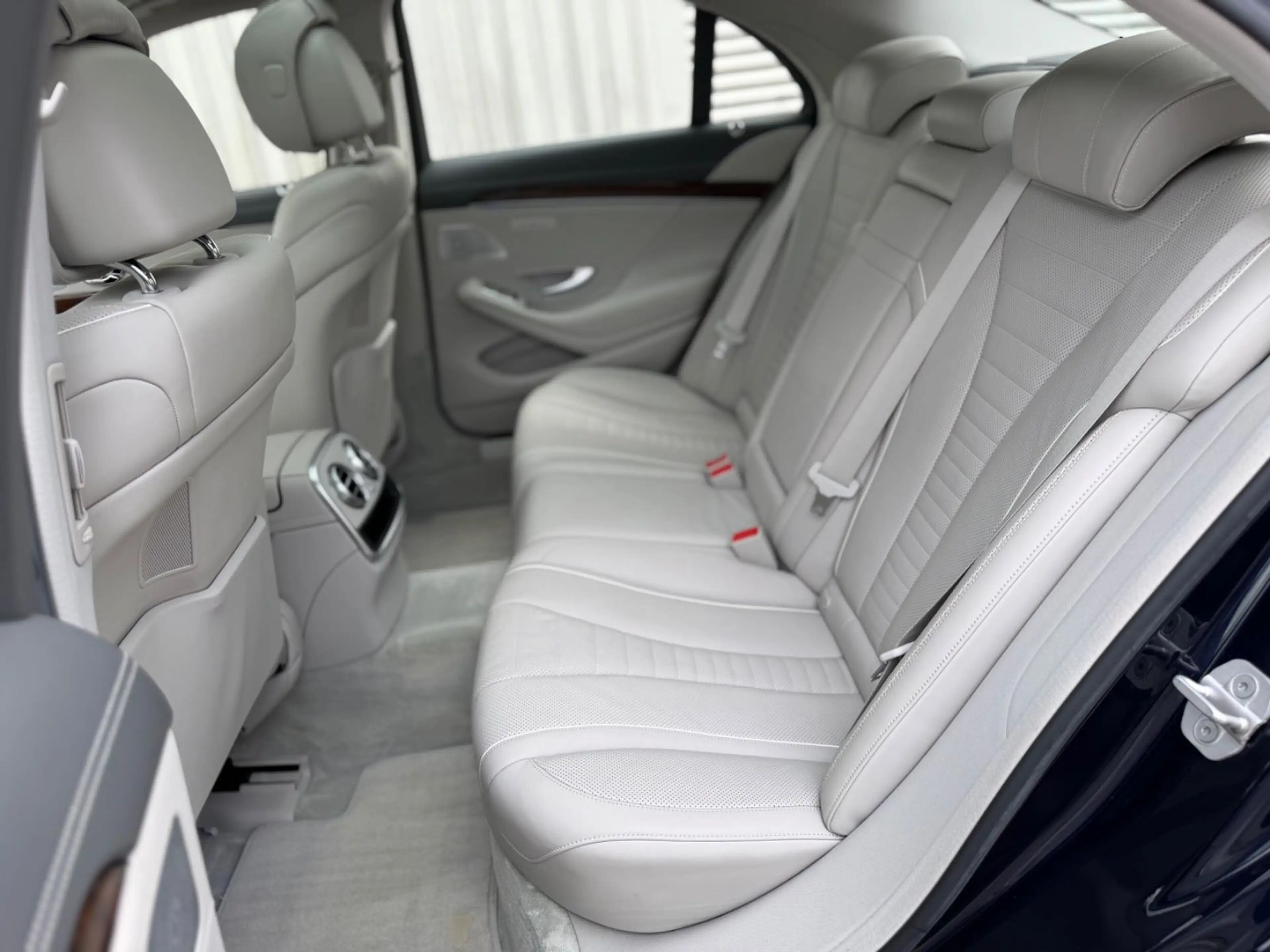 Mercedes-Benz S 500 S Limousine S 500 4Matic*SERVICE NEU* — photo 11