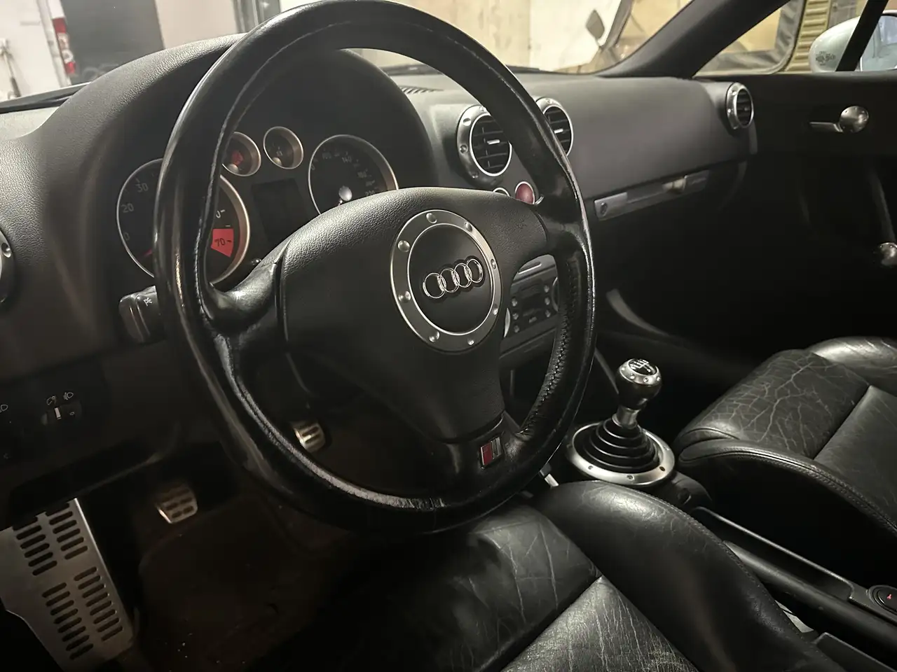 Audi TT 1.8t quattro, foto 10