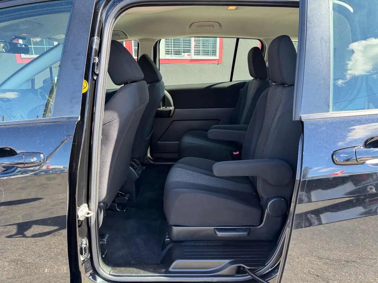 Mazda 5 снимка Mazda 5