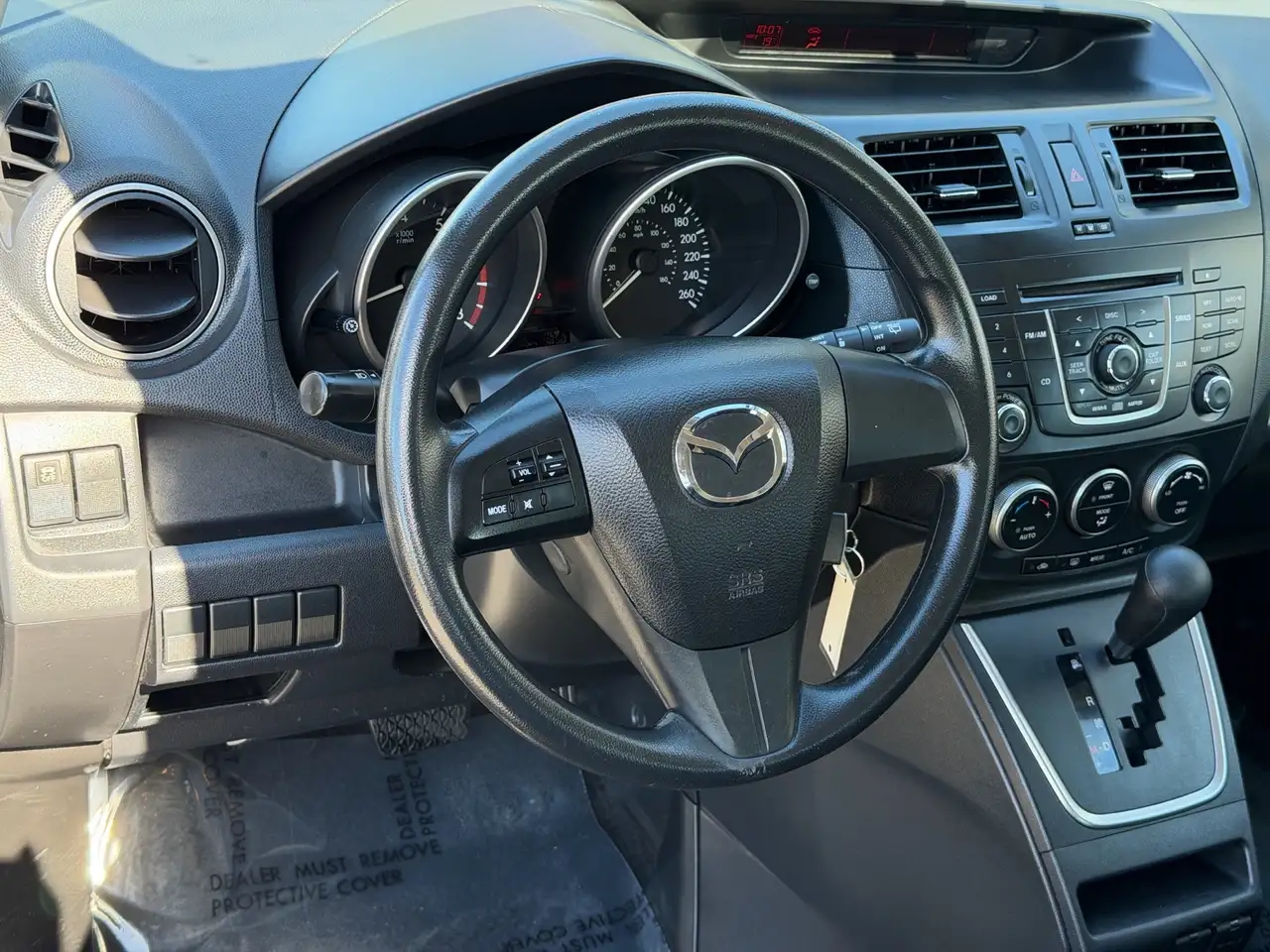 Mazda 5 снимка Mazda 5