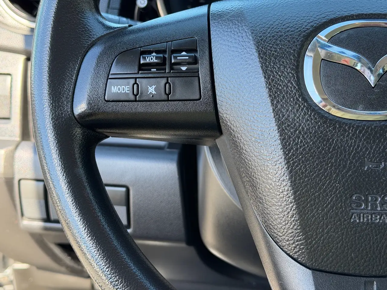 Mazda 5 снимка Mazda 5