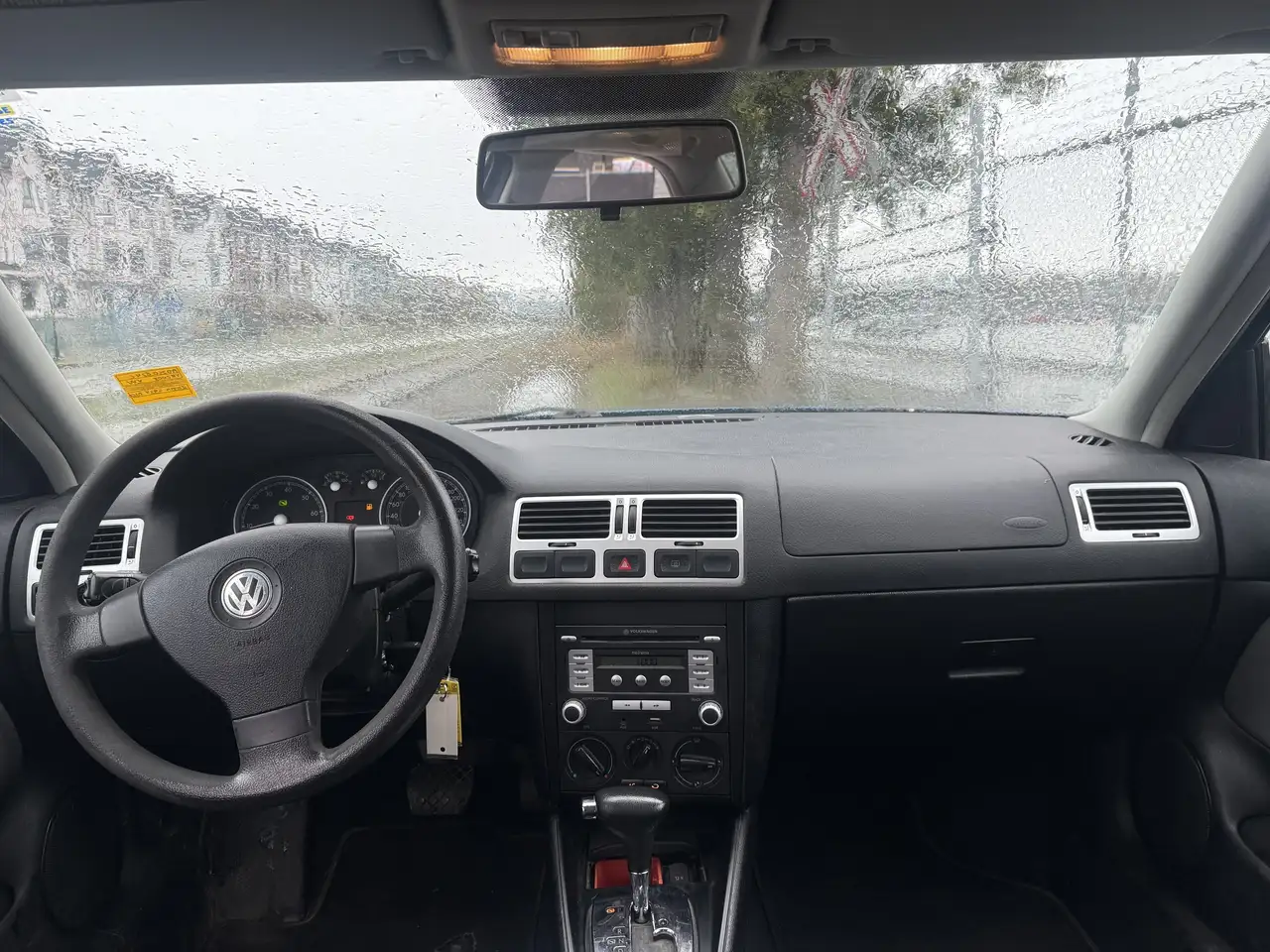 Volkswagen Jetta снимка Volkswagen Jetta
