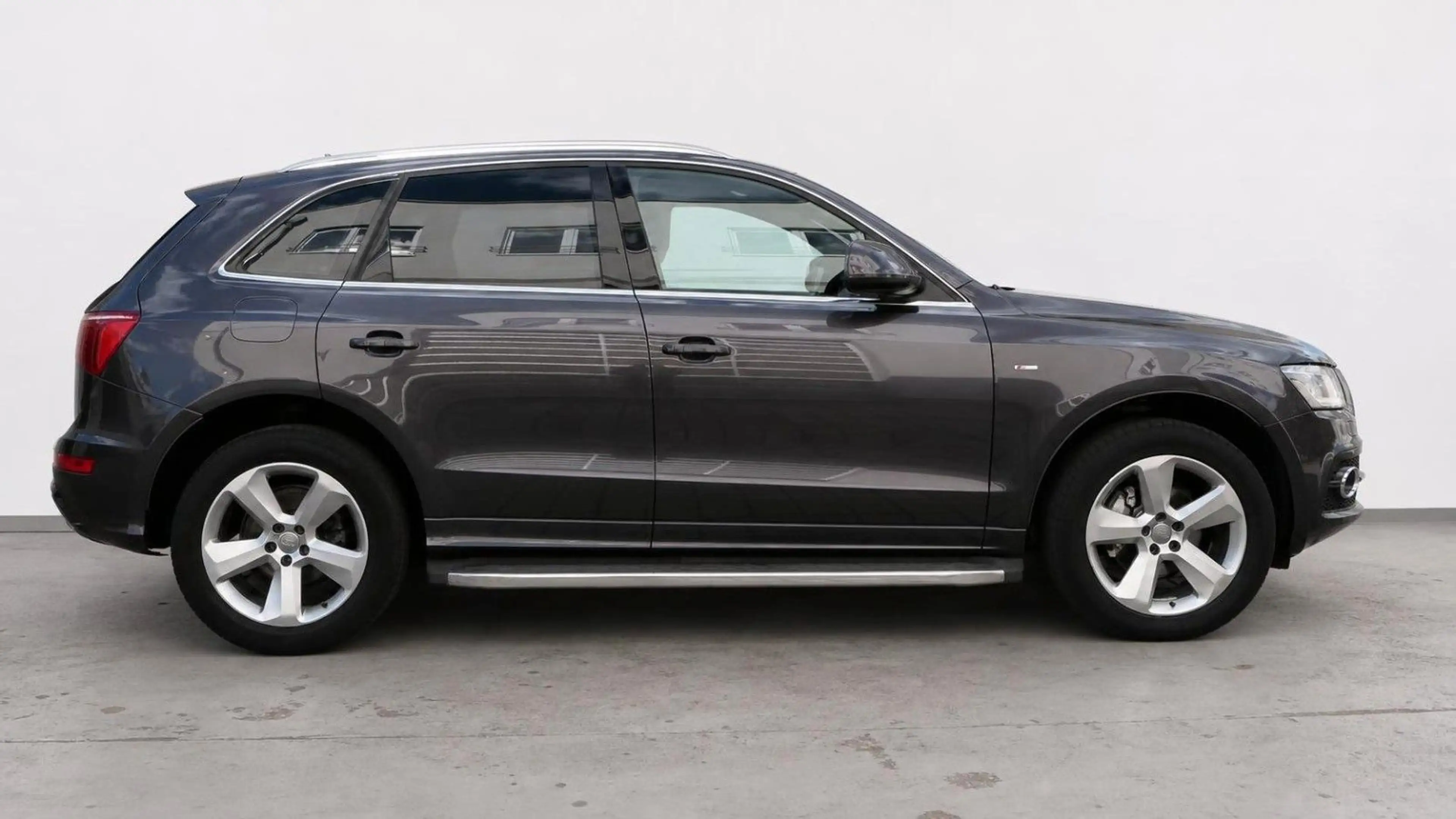 Audi Q5 2.0 TDI S Line Sport+ *S tronic*quattro* — photo 4