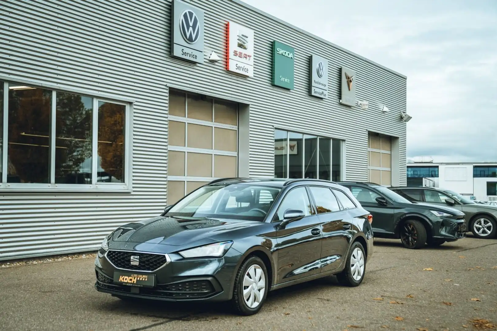 SEAT Leon ST 2.0 TDI AHK Sitzhz LED Grigio - 2