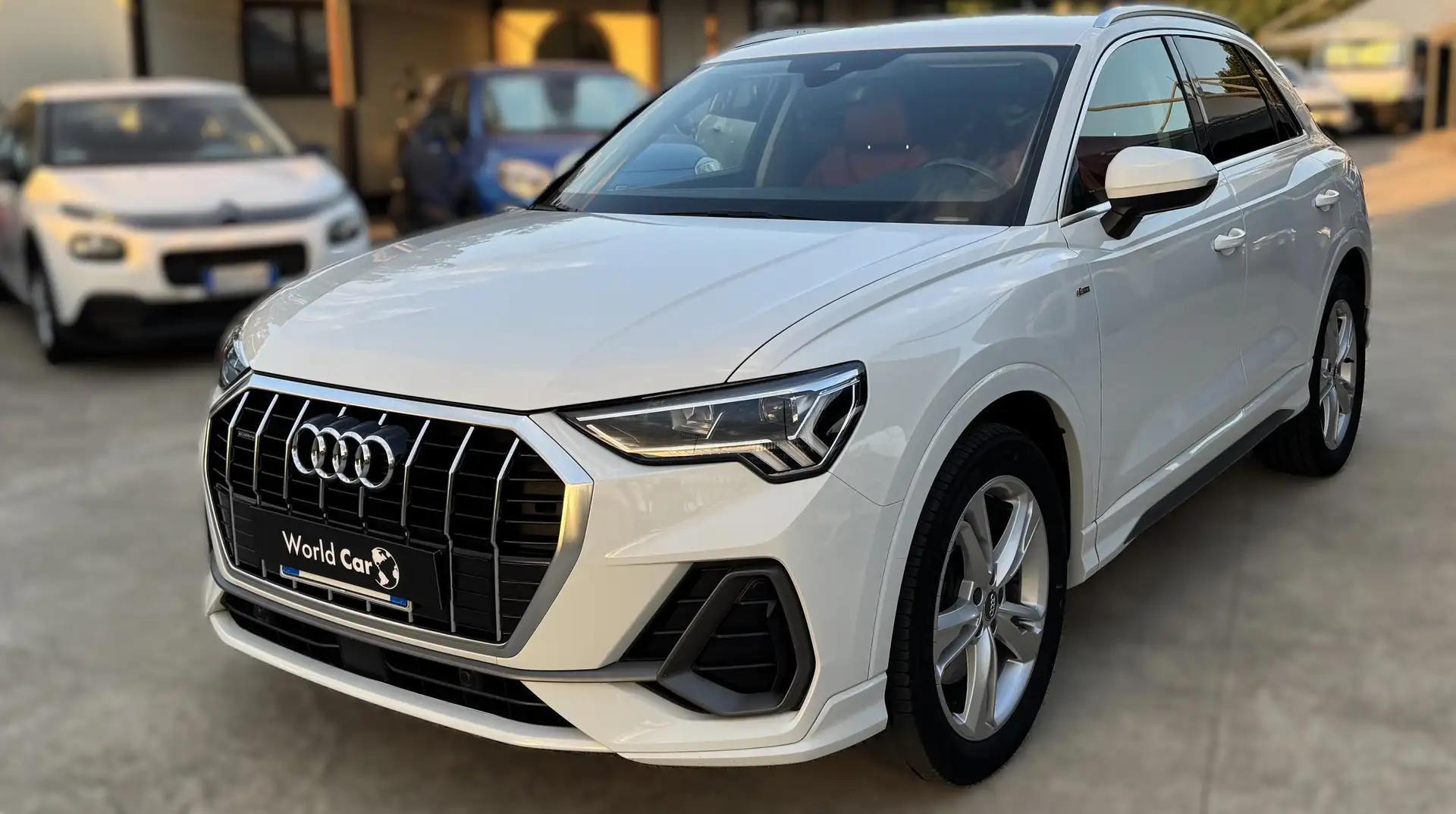 Audi Q3 Q3 40 2.0 tdi S line edition quattro 90cv s-tronic Weiß - 1