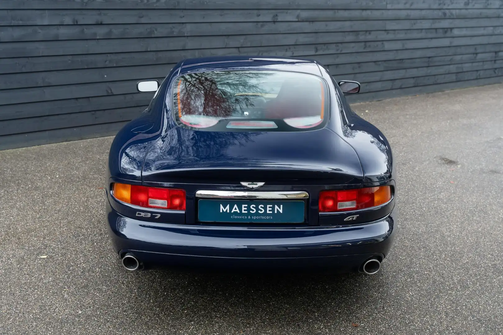 Aston Martin DB7 GT Blu Pozzi - 1/190 - Handgeschakeld - Weinig kms Синій - 2