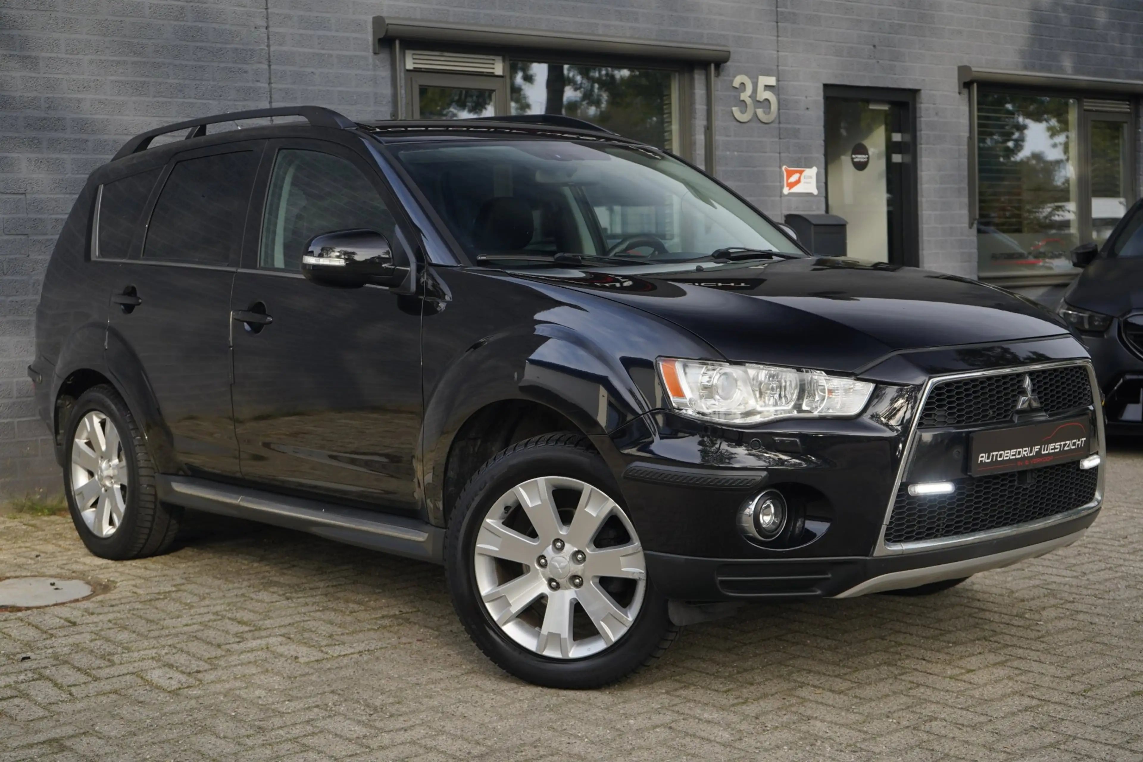 Mitsubishi Outlander 2.4 Instyle 7 persoons 4WD Automaat LPG — photo 2