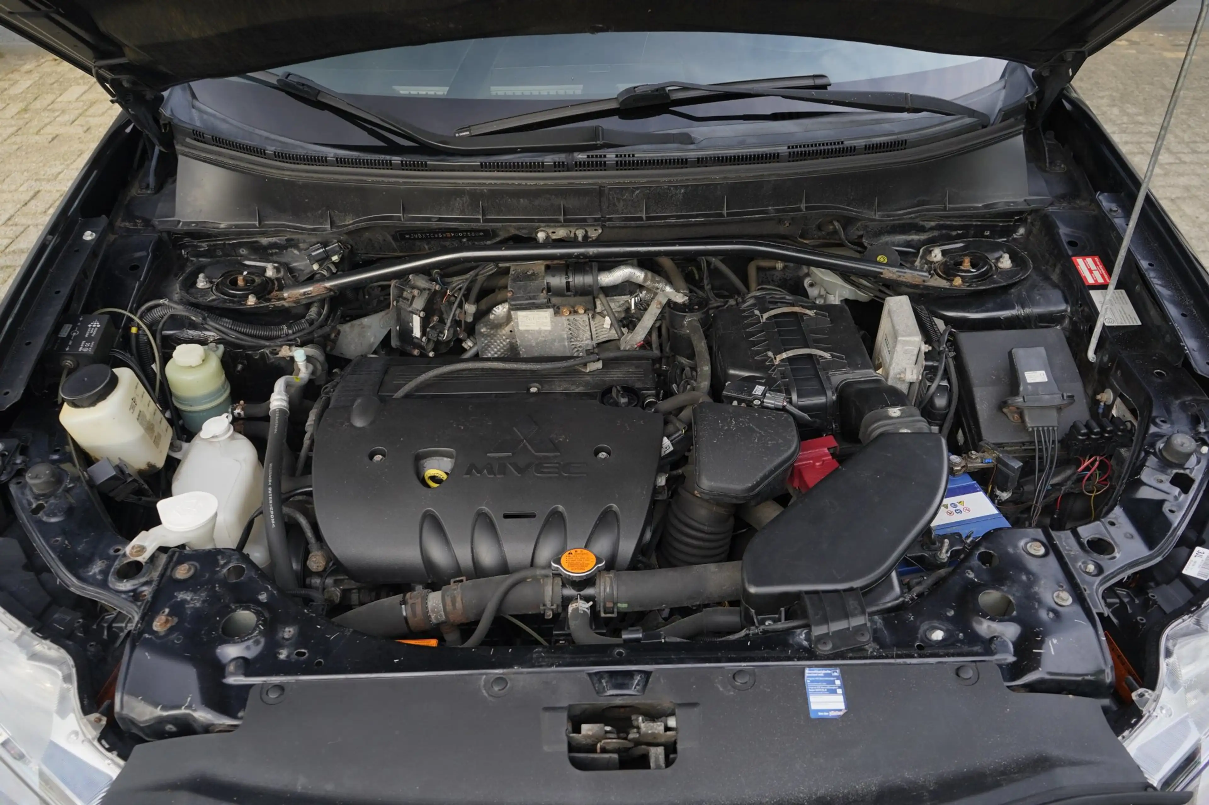 Mitsubishi Outlander 2.4 Instyle 7 persoons 4WD Automaat LPG — photo 23
