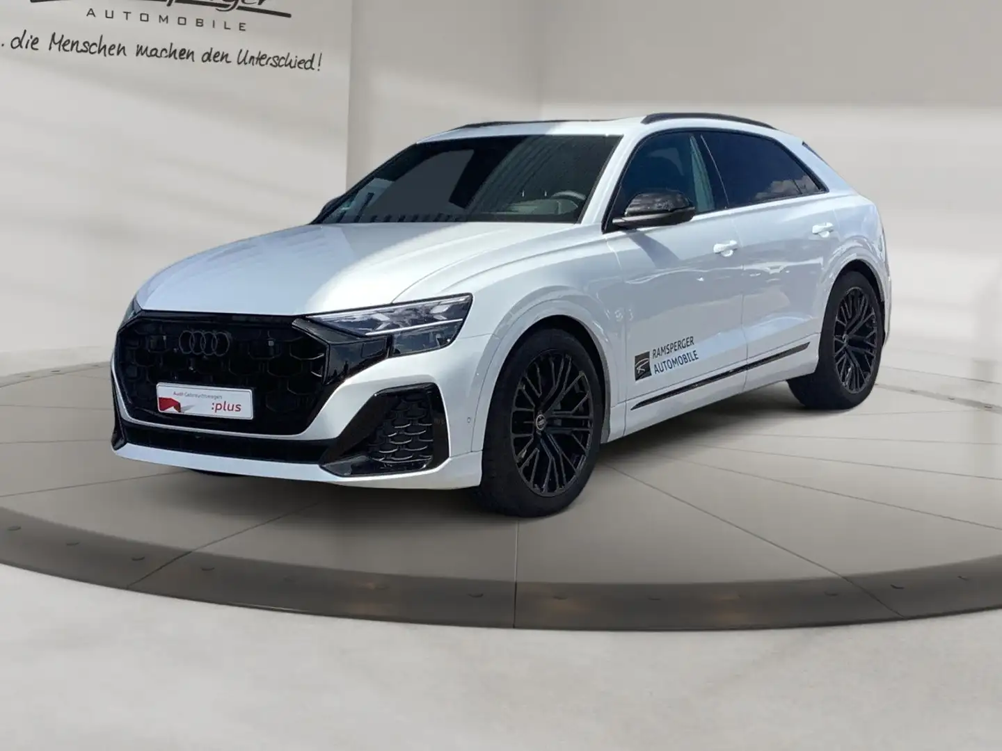 Audi Q8 50 TDI quat. S line Matrix HUD Stdhz Pano AHK Weiß - 2