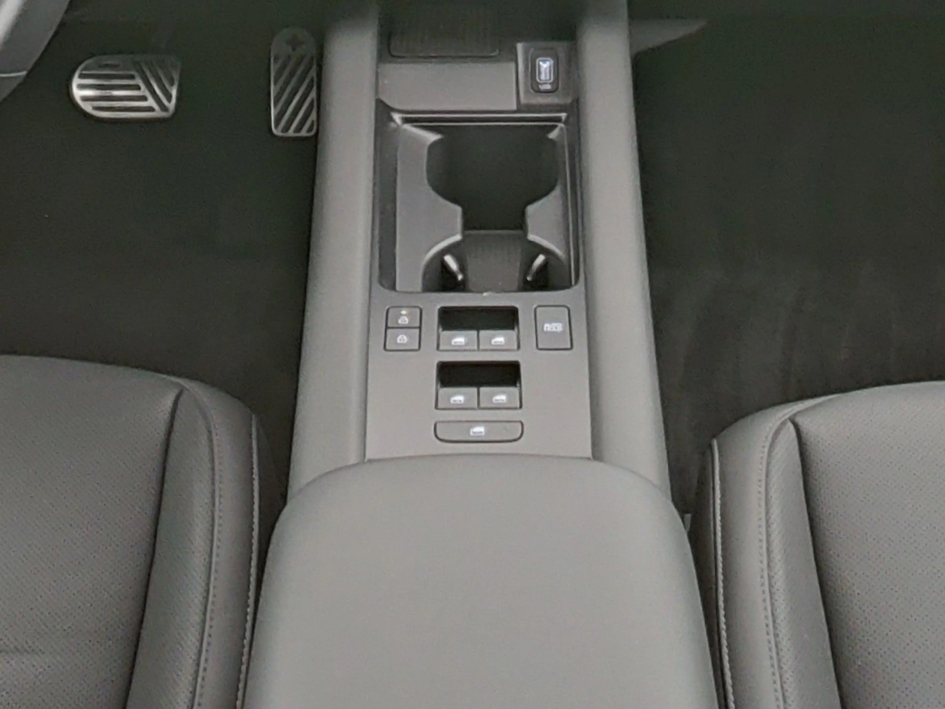 Hyundai IONIQ 6 Uniq|4WD|Navi|CAM|Temp — photo 13