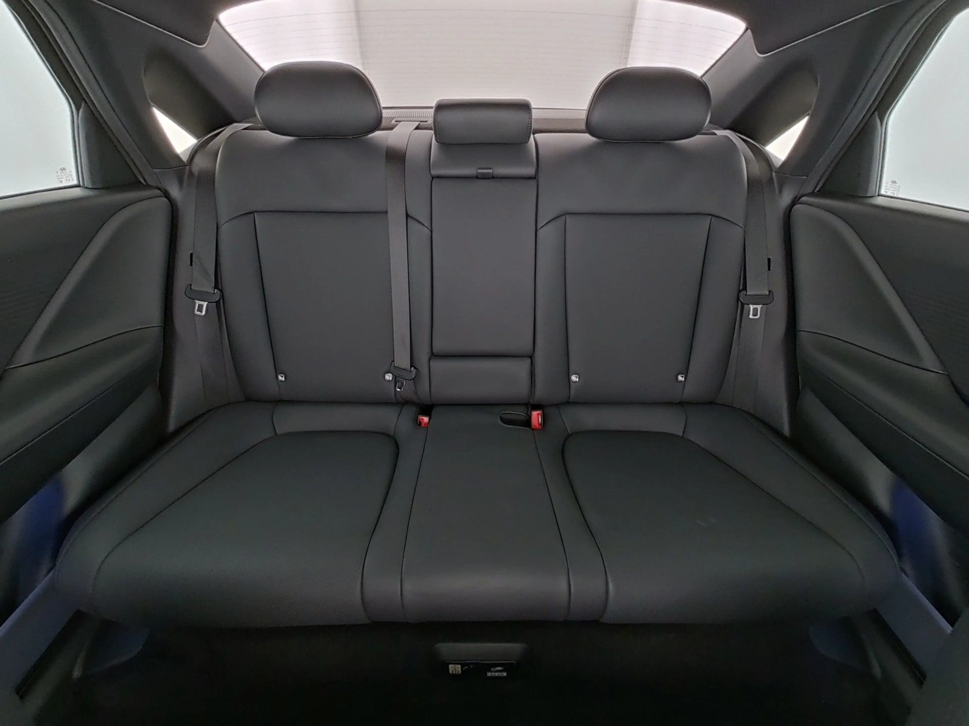 Hyundai IONIQ 6 Uniq|4WD|Navi|CAM|Temp — photo 14