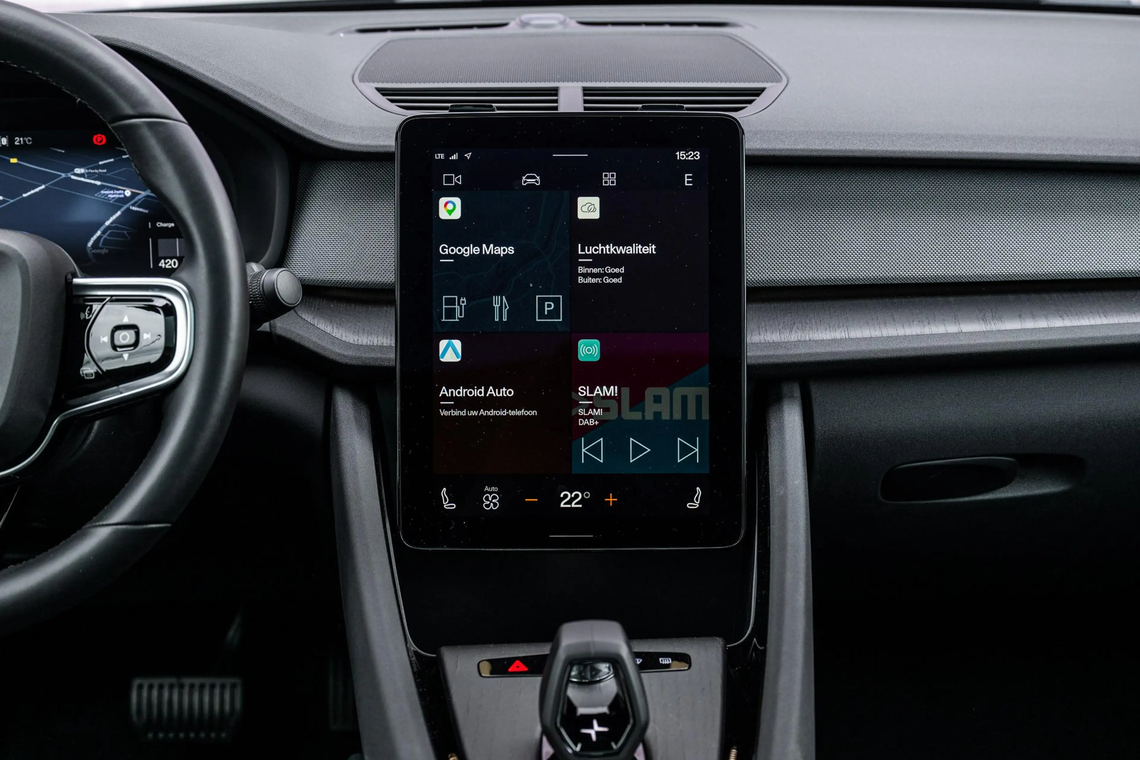 Polestar 2 Long Range Single Motor Plus 82 kWh — photo 12