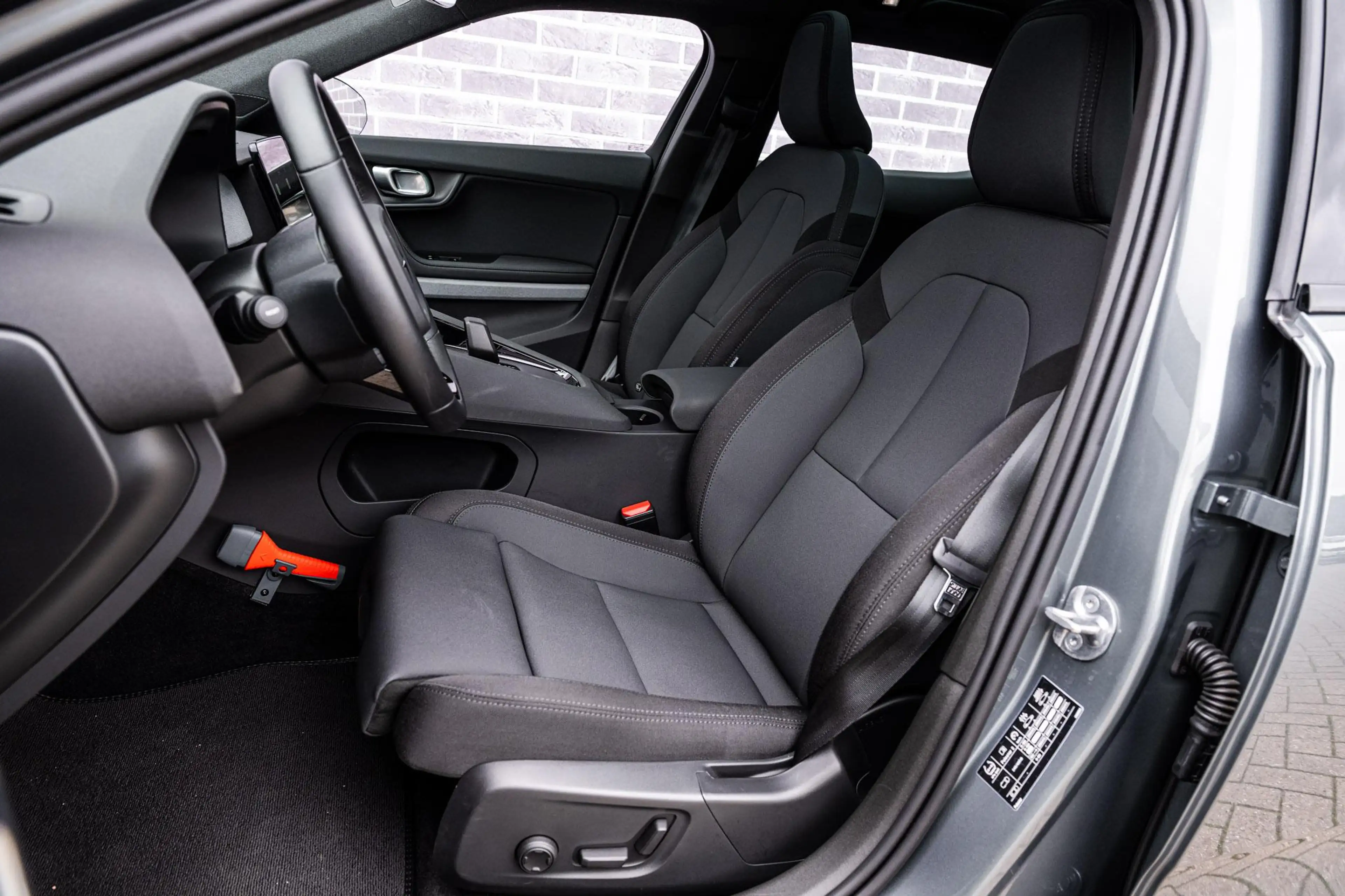 Polestar 2 Long Range Single Motor Plus 82 kWh — photo 6