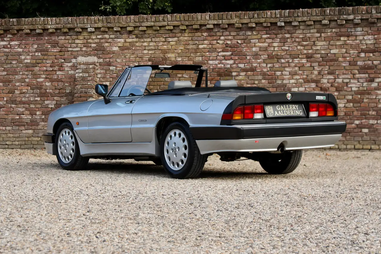 Alfa Romeo Spider 2.0 QV "Argento" The sportive QV - "Quadrifoglio V, foto 2