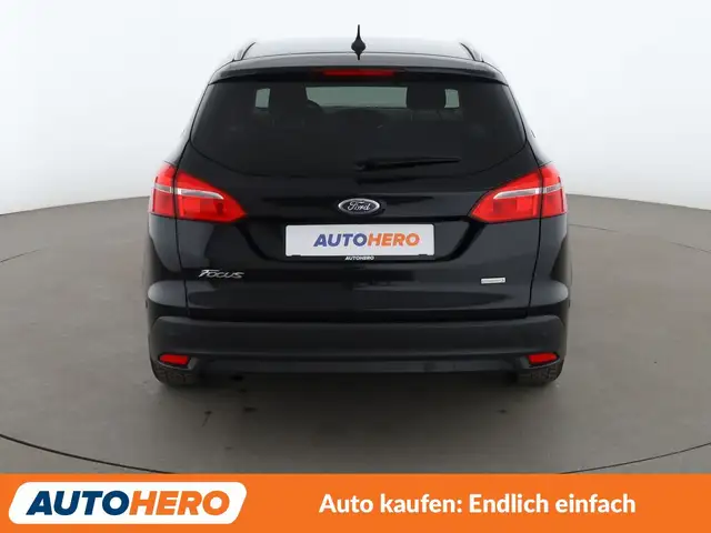 Ford Focus view 5