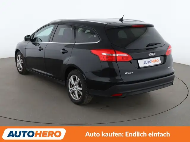 Ford Focus view 4