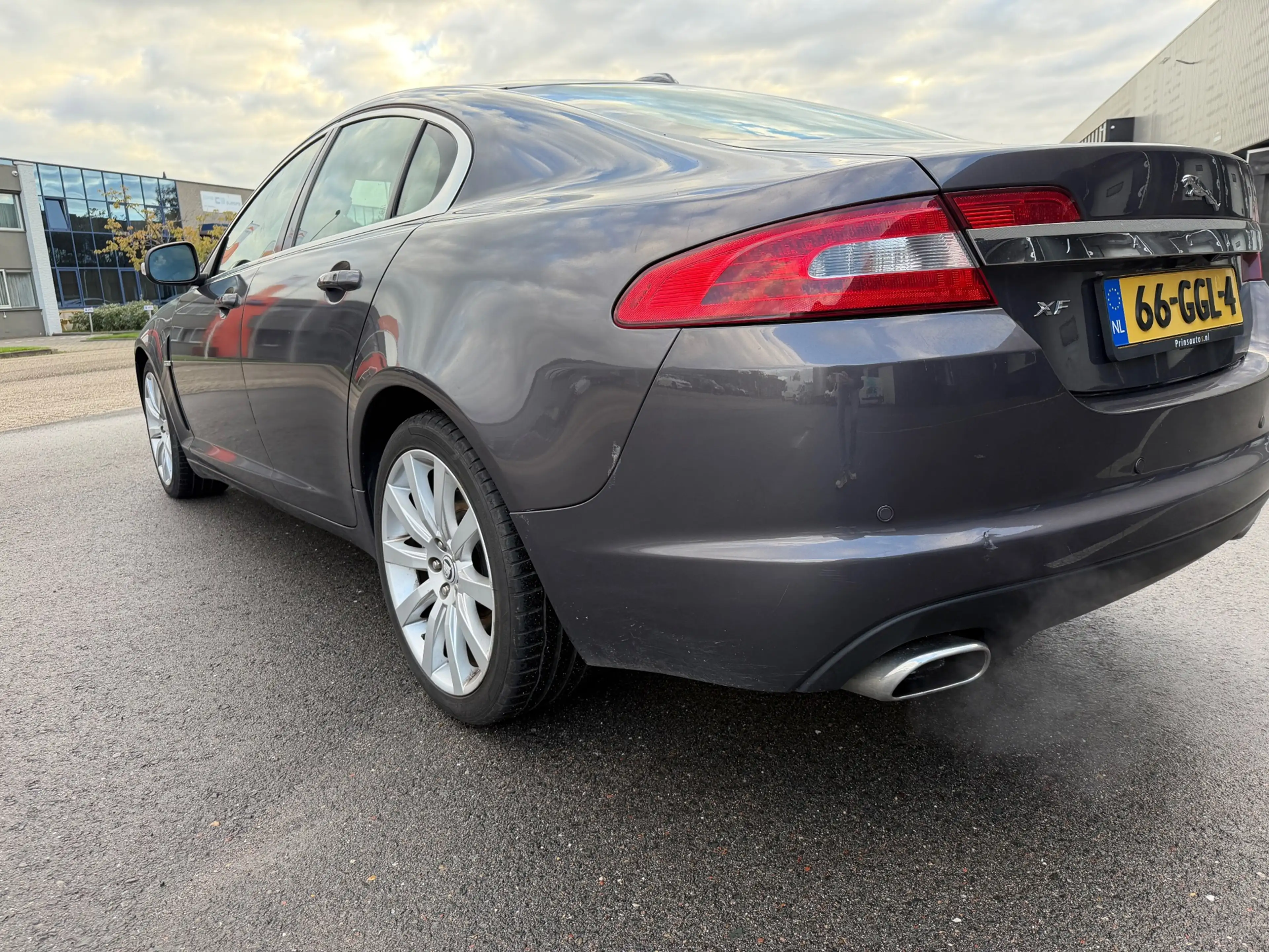 Jaguar XF 4.2 V8 Premium Luxury BOWERS-WILKENS/LEDER/STUUR/S — photo 5