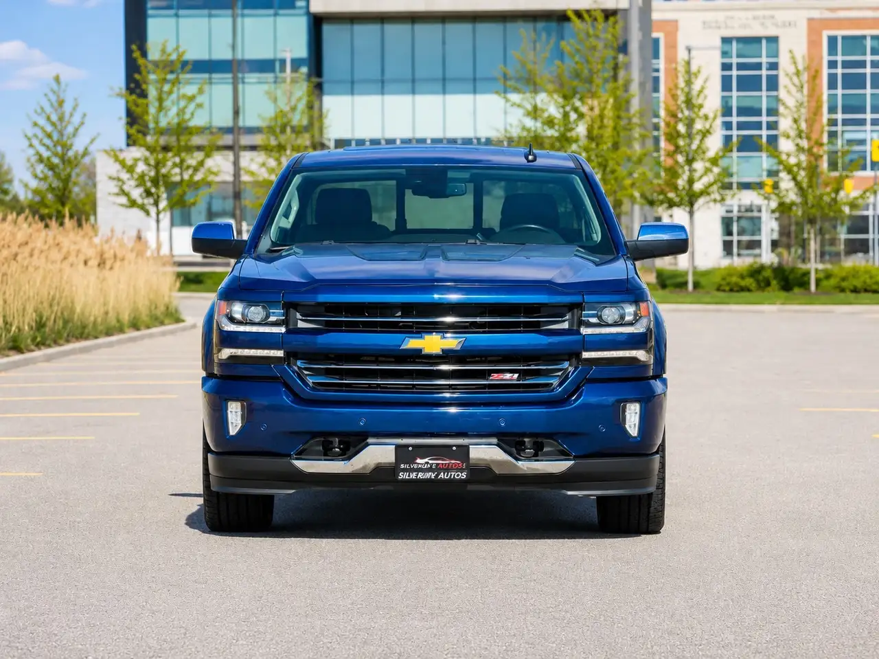 Chevrolet Silverado 1500 снимка Chevrolet Silverado 1500