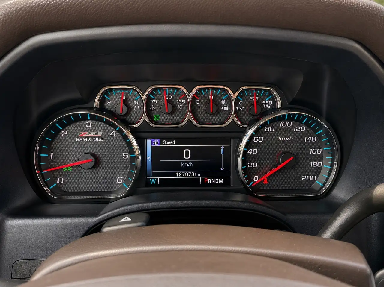 Chevrolet Silverado 1500 снимка Chevrolet Silverado 1500