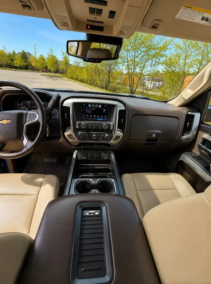 Chevrolet Silverado 1500 снимка Chevrolet Silverado 1500