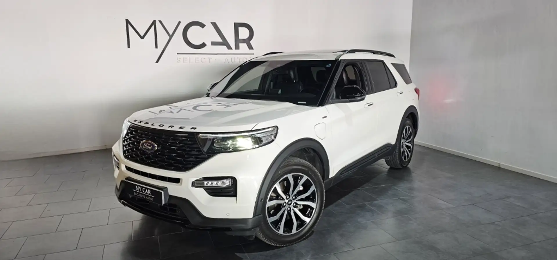 Ford Explorer 3.0 PHEV ST-Line AWD 450 Blanco - 1