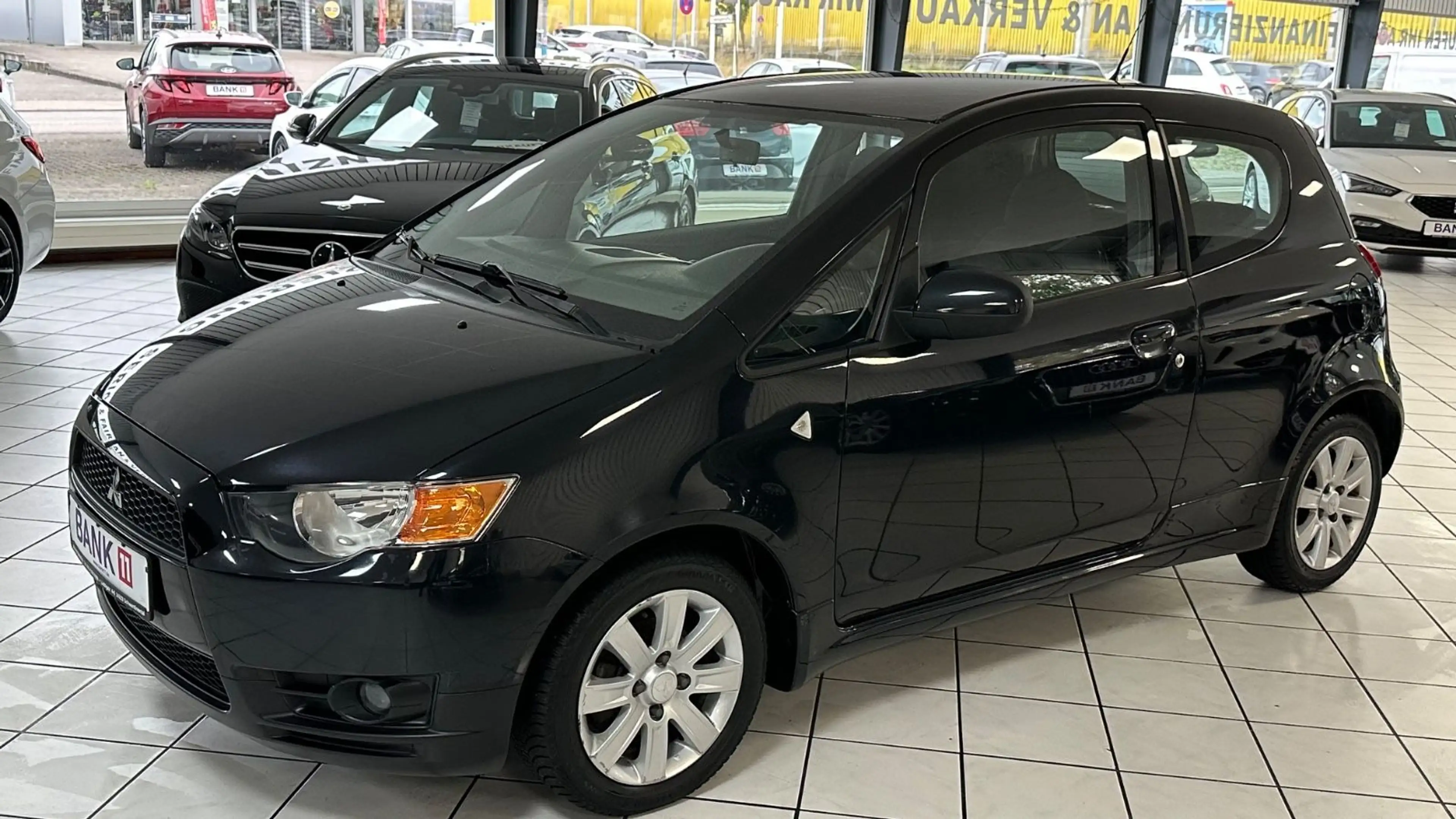 Mitsubishi Colt Lim. 3-trg. Inform TÜV&Garantie *Automatik* — photo 4