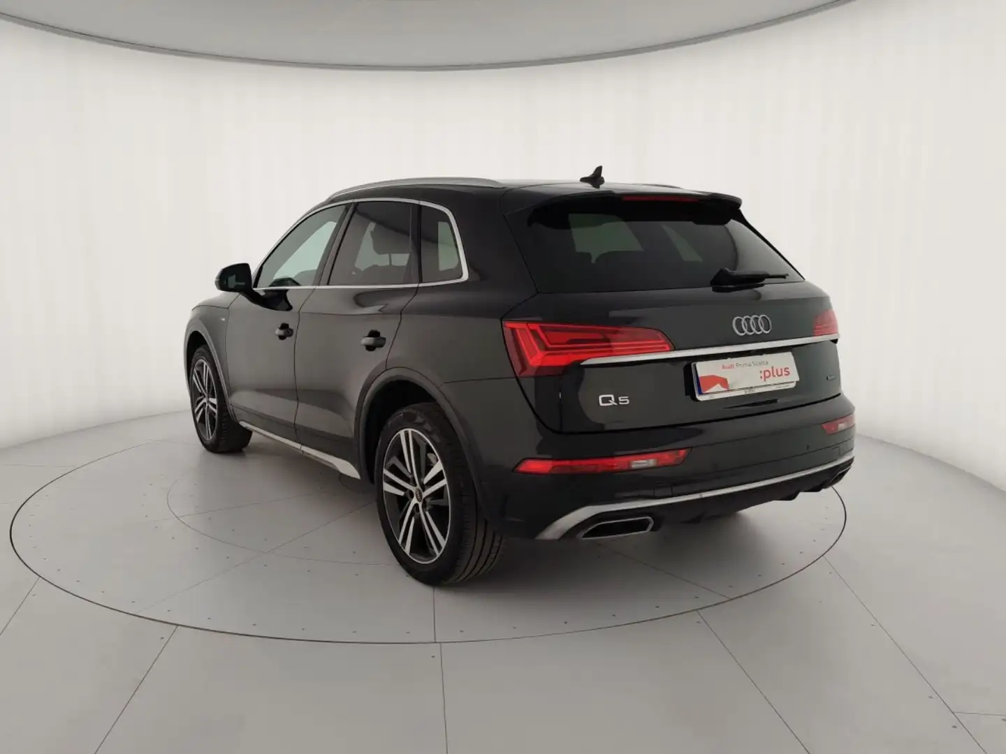 Audi Q5 Q5 40 TDI 204 CV quattro S tronic S line plus Schwarz - 2
