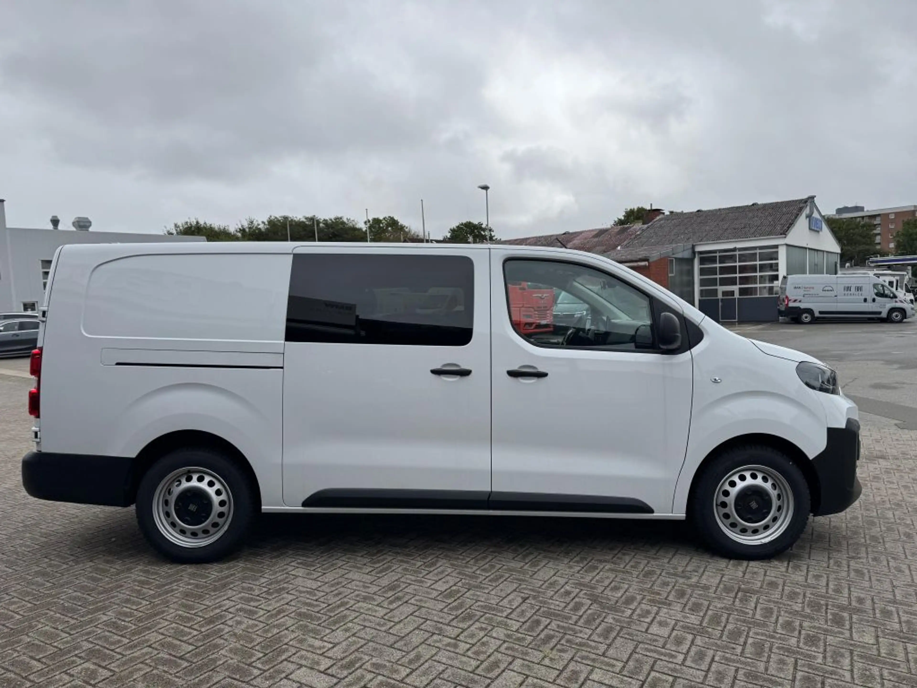 Fiat Scudo 2.0 BlueHDi 145 L3 Multicab — photo 8