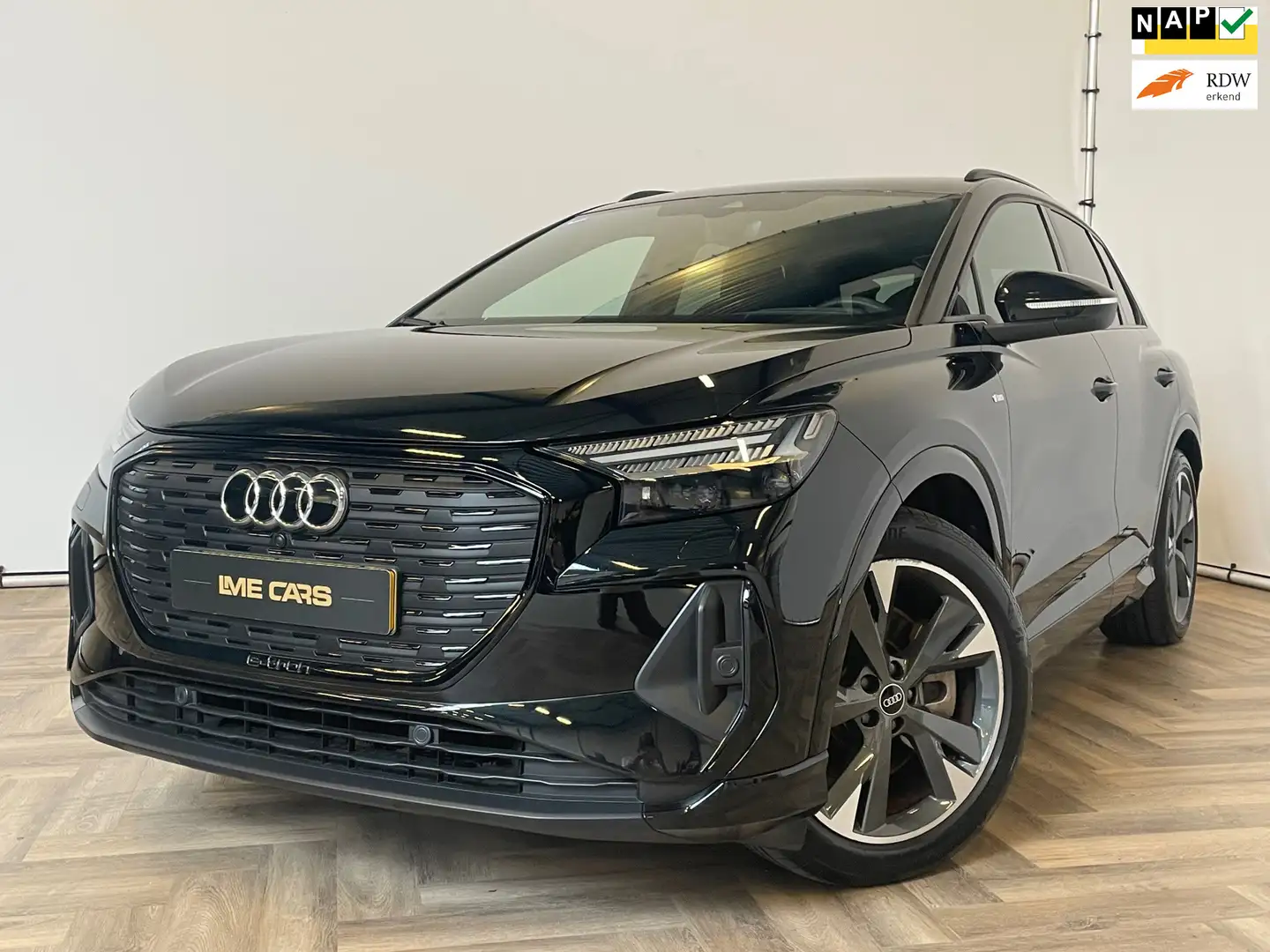 Audi Q4 e-tron 40 Launch edition S Competition ,INCL BTW, SONOS, Zwart - 1