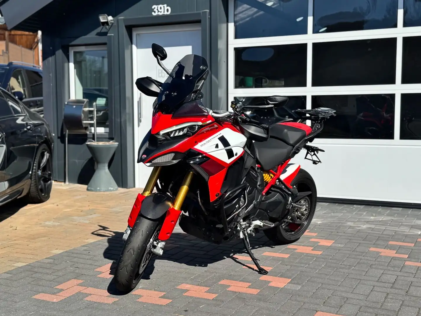 Ducati Multistrada V4 Pikes Peak Livery - 1