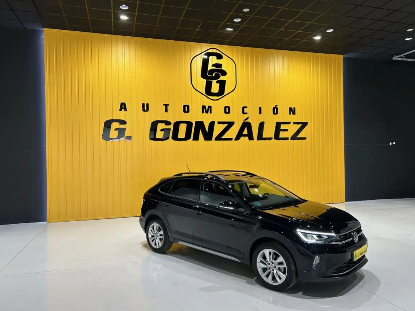 Volkswagen Taigo 1.0 TSI Life DSG 81kW Negro - 2