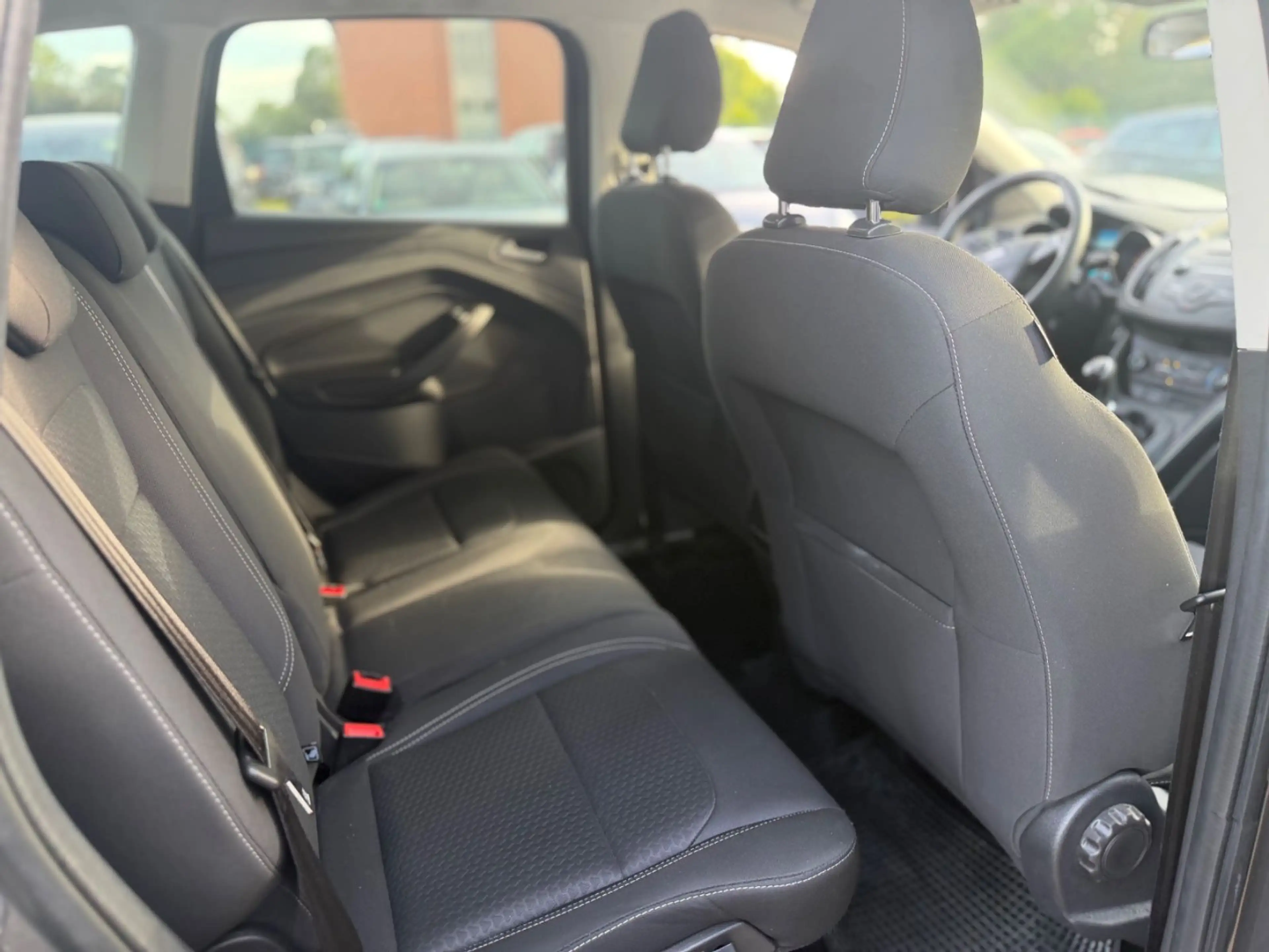 Ford Kuga Austauschmotor nur 7.000 km — photo 8