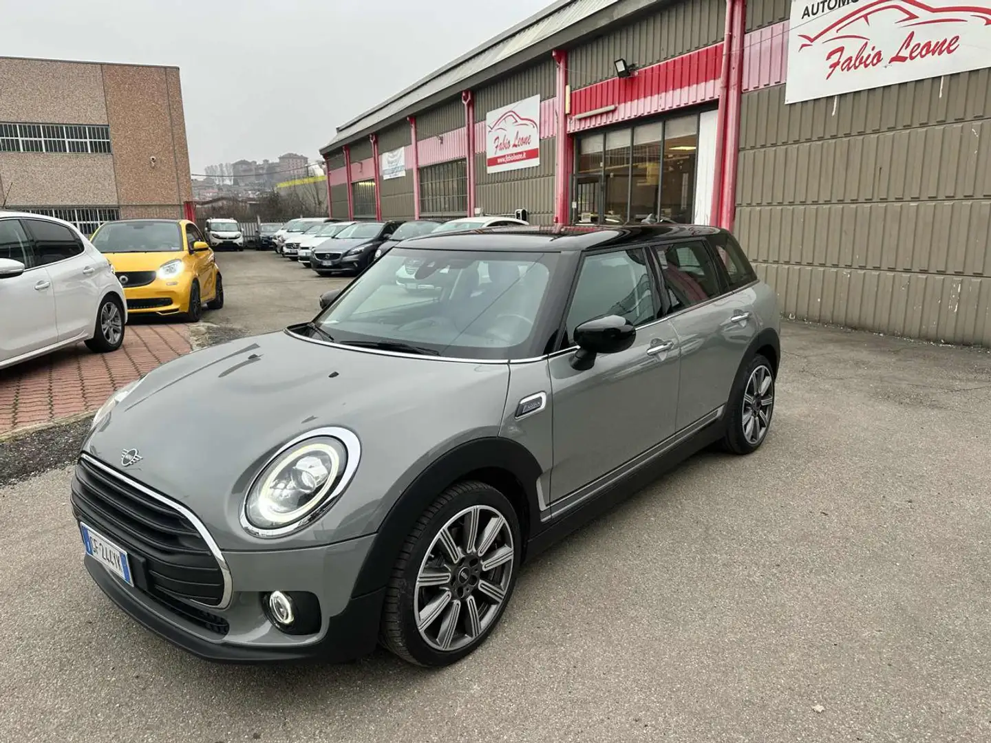 MINI Cooper D Clubman 2.0 Mayfair Edition siva - 1