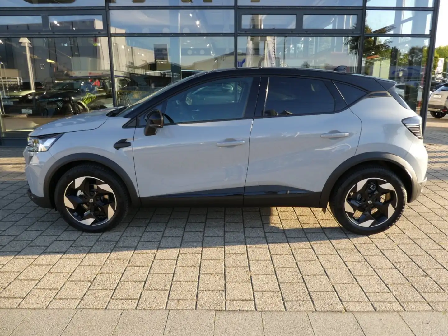 Renault Captur 1,3 TCe FL*Techno*2Tone*Schiebedach*Privacy*LED* Grau - 2