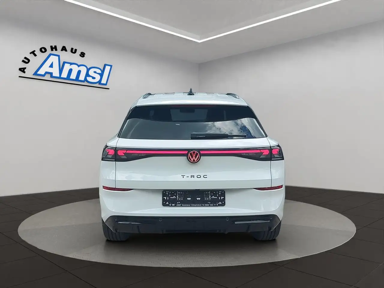 Volkswagen T-Roc 1.5 eTSI DSG R-Line BLACK*HUD*Matrix*Navi 5
