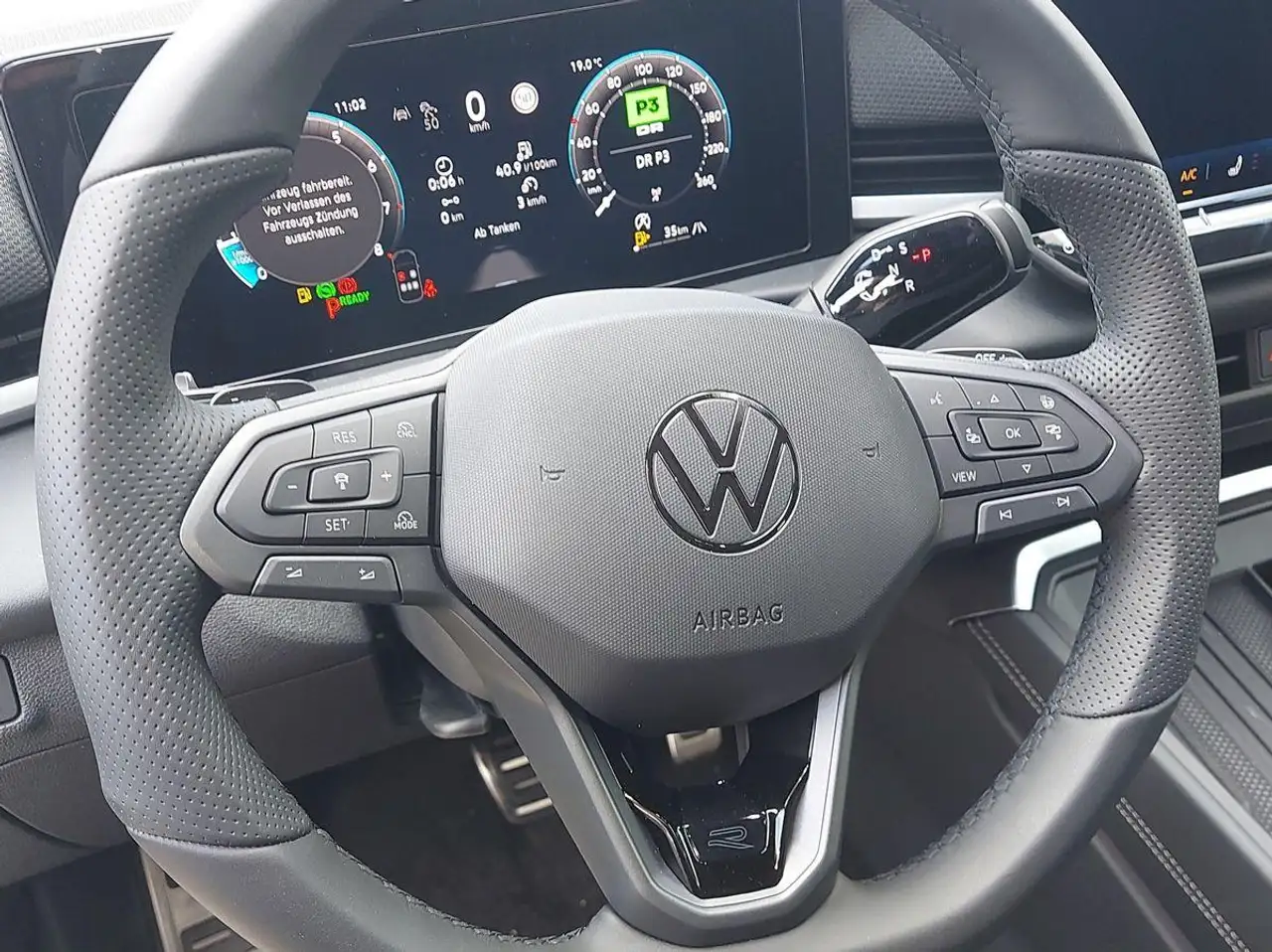 Volkswagen T-Roc 1.5 eTSI DSG R-Line BLACK*HUD*Matrix*Navi 15