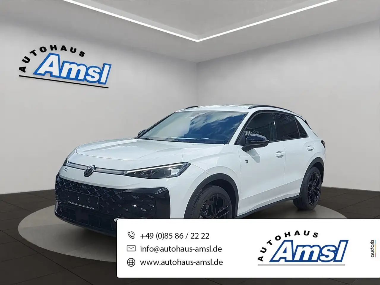 Volkswagen T-Roc 1.5 eTSI DSG R-Line BLACK*HUD*Matrix*Navi