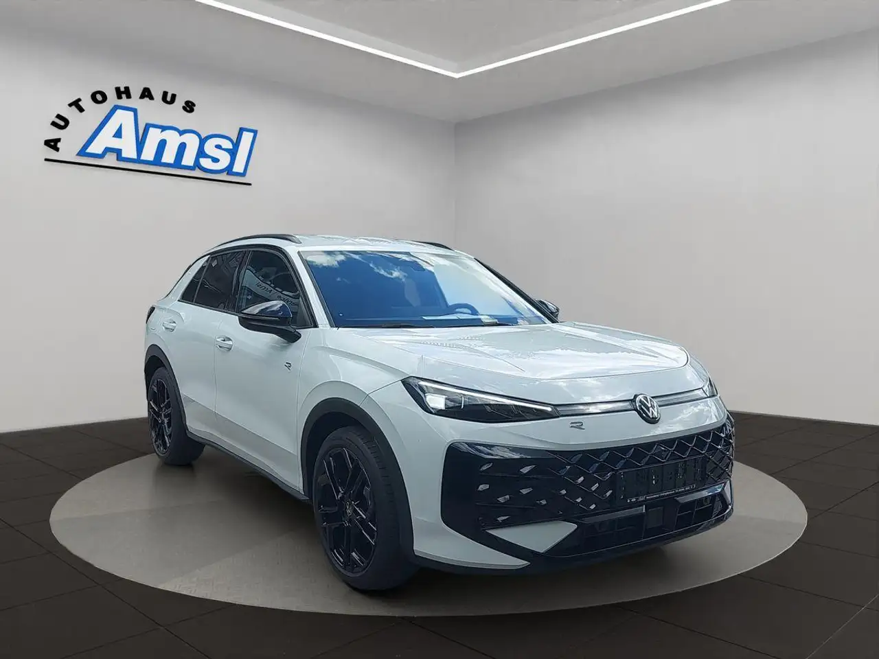 Volkswagen T-Roc 1.5 eTSI DSG R-Line BLACK*HUD*Matrix*Navi 7