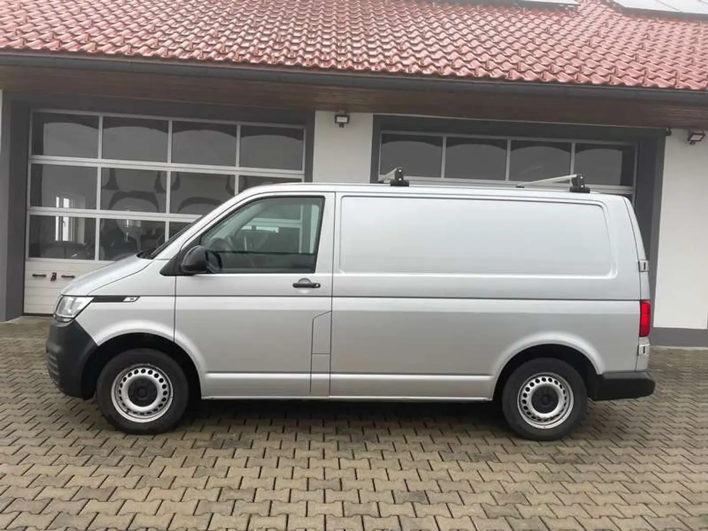 Volkswagen T6.1 Transporter 2,0 TDI *APP*NAVI*KLIMA* Silber - 2