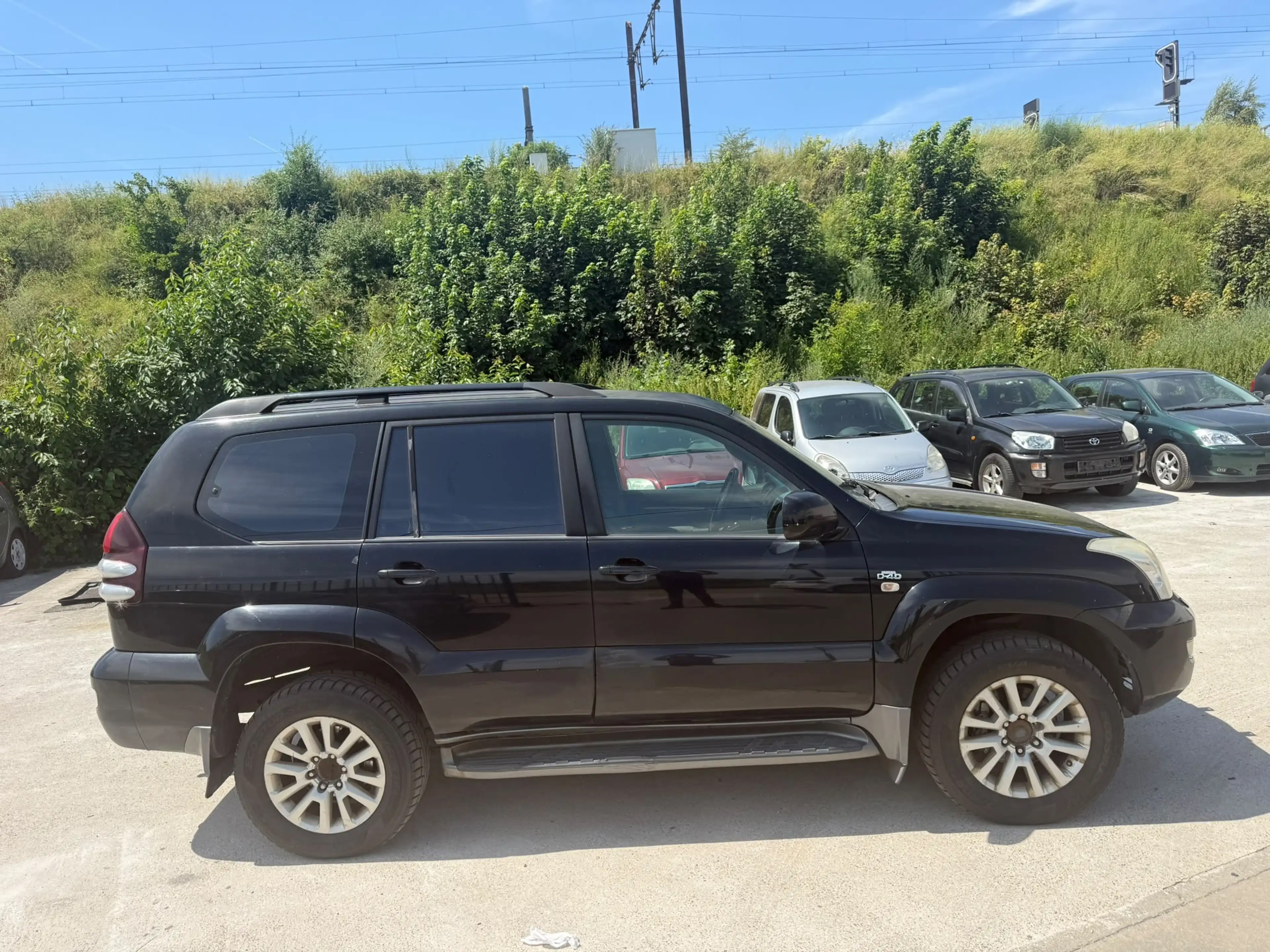 Toyota Land Cruiser Prado — photo 3