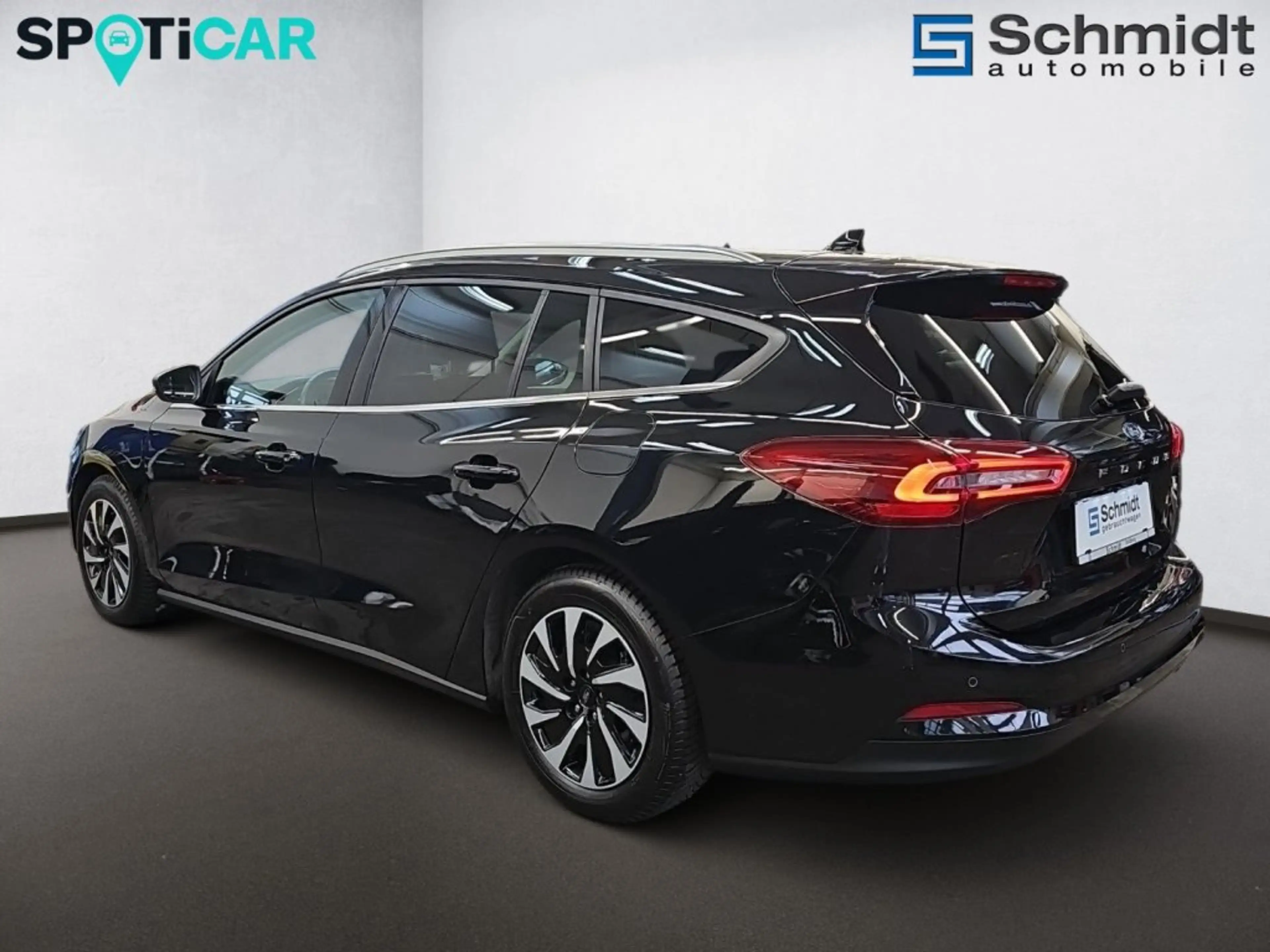 Ford Focus Turnier 1,0 EcoBoost Hybrid Titanium Edition Aut. — photo 3