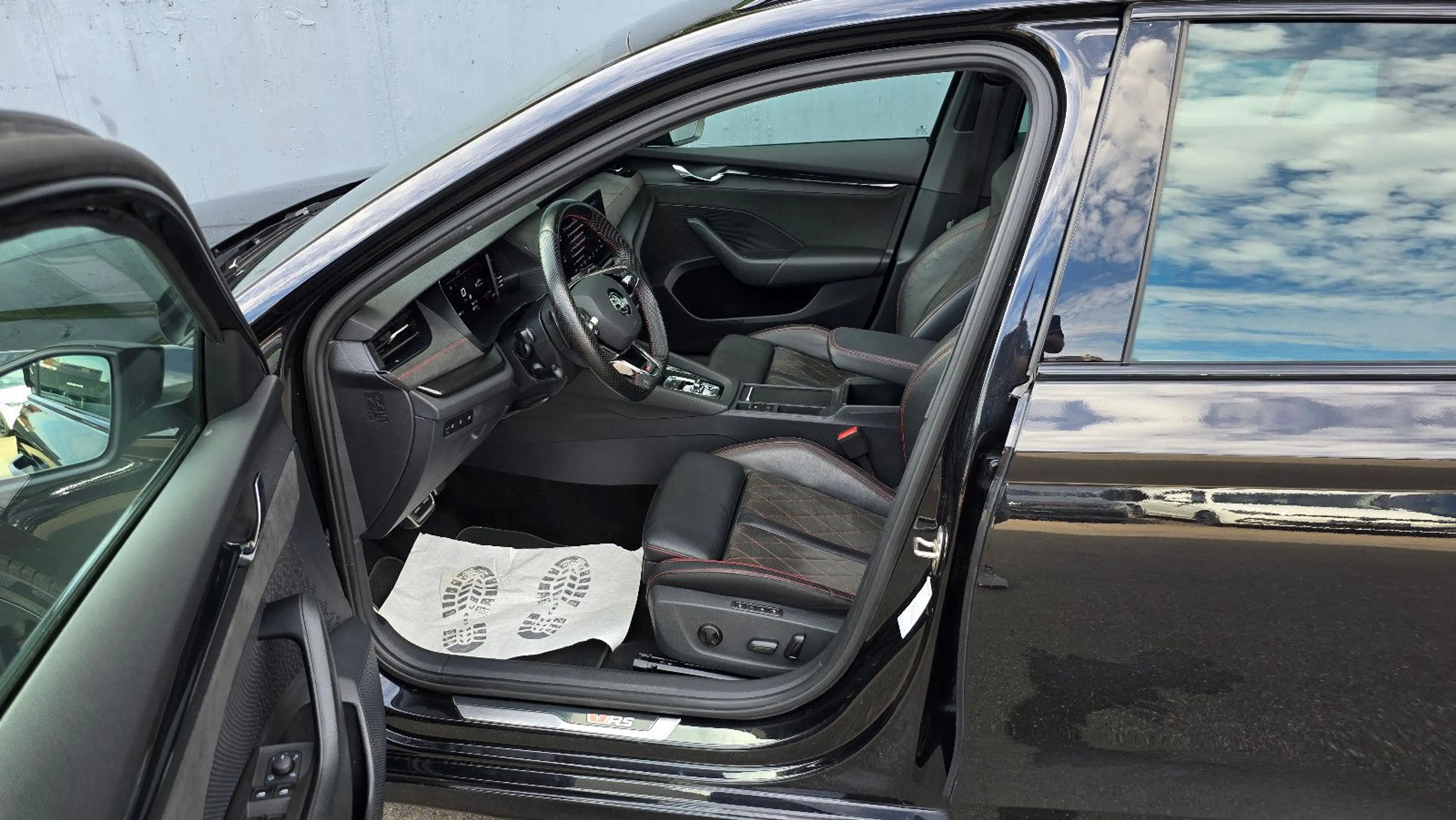 Skoda Octavia RS COMBI DSG Pano/ACC/DCC/HUD/AHK — photo 6