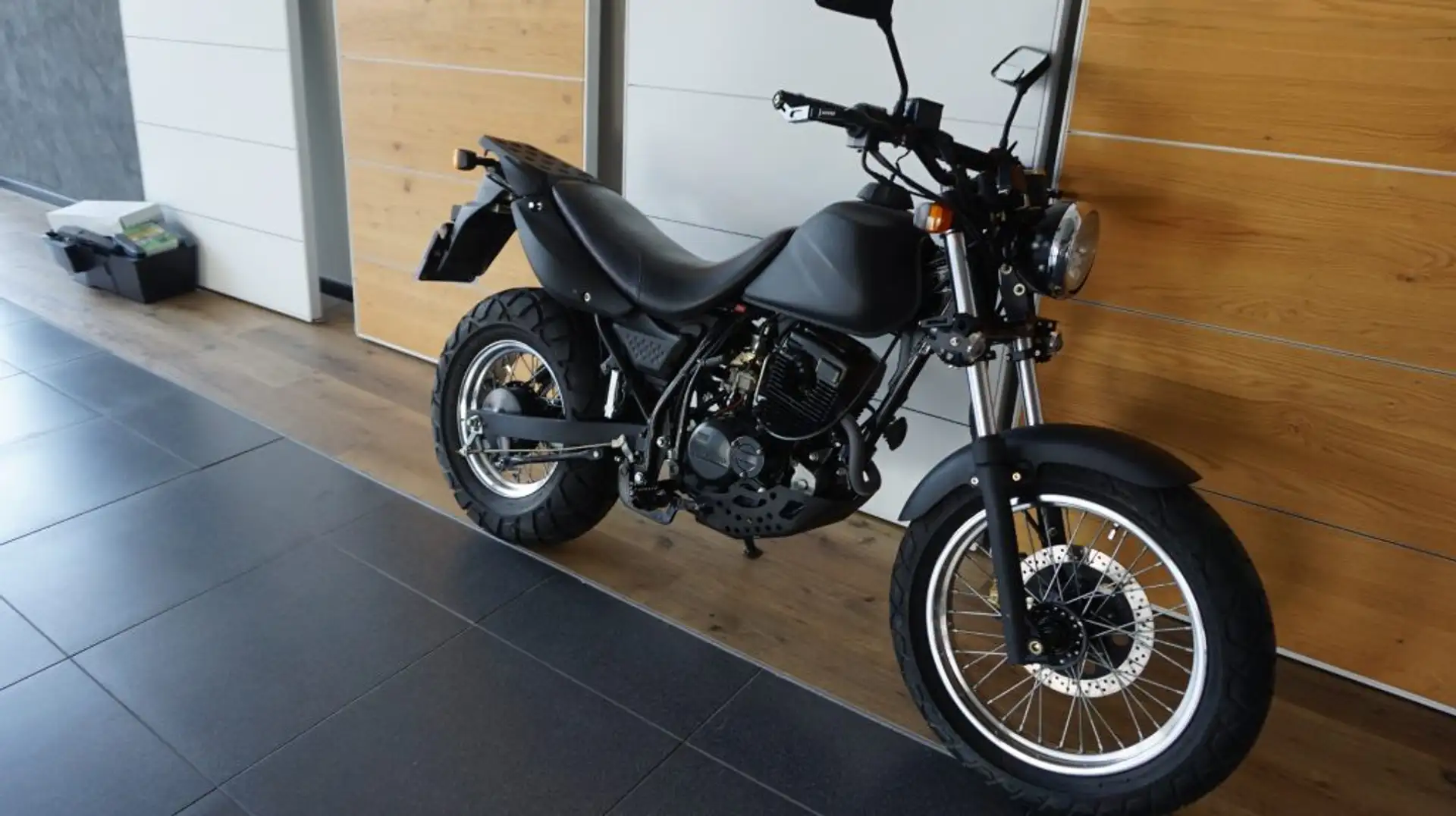 Hyosung Karion RT 125 4v 4T Nero - 1