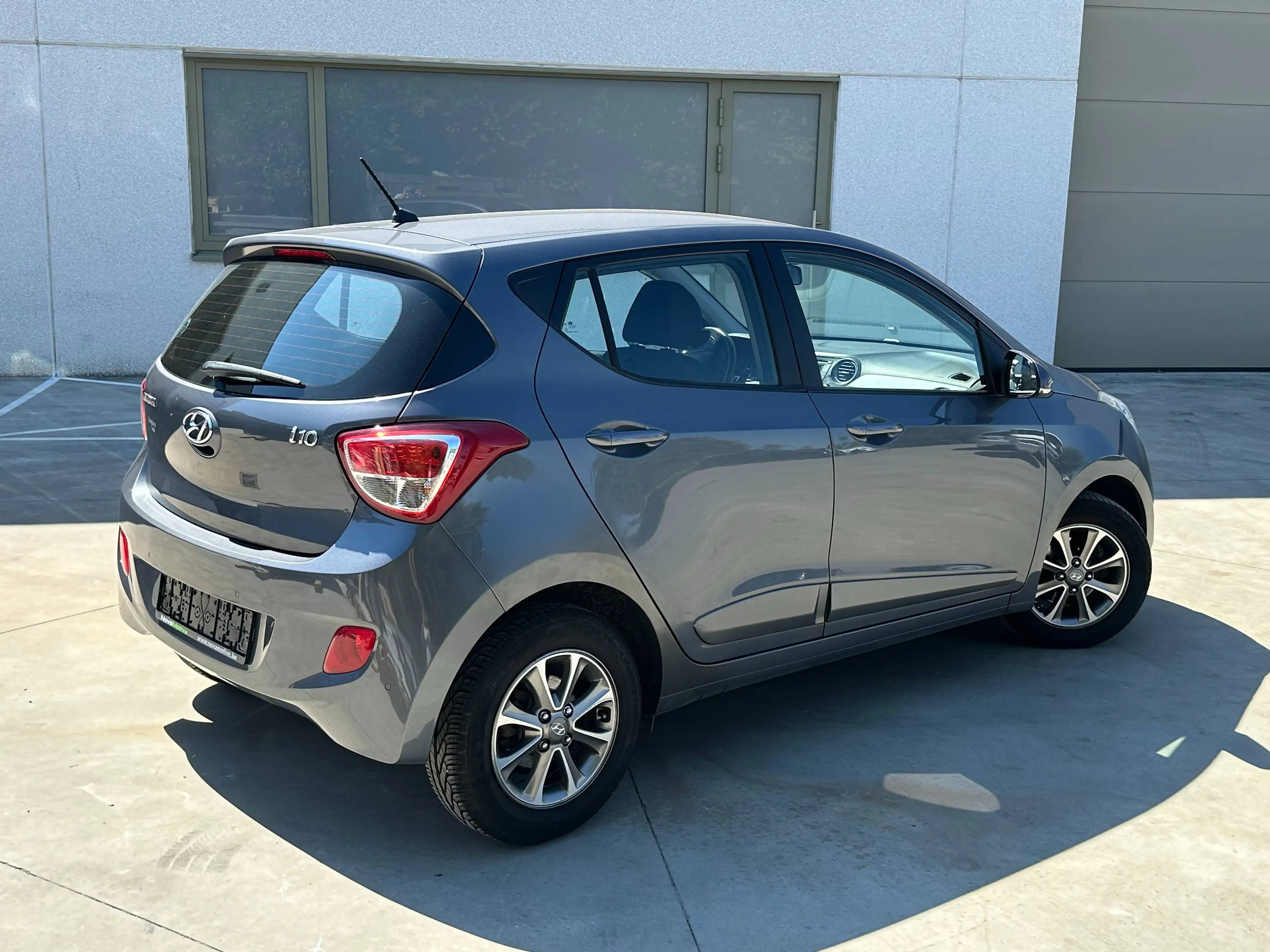 Hyundai i10 i10 1.1i 1ste Eigenaar – Cruise – Airco – PDC – Bluetooth – 12 Maanden Garantie — photo 2