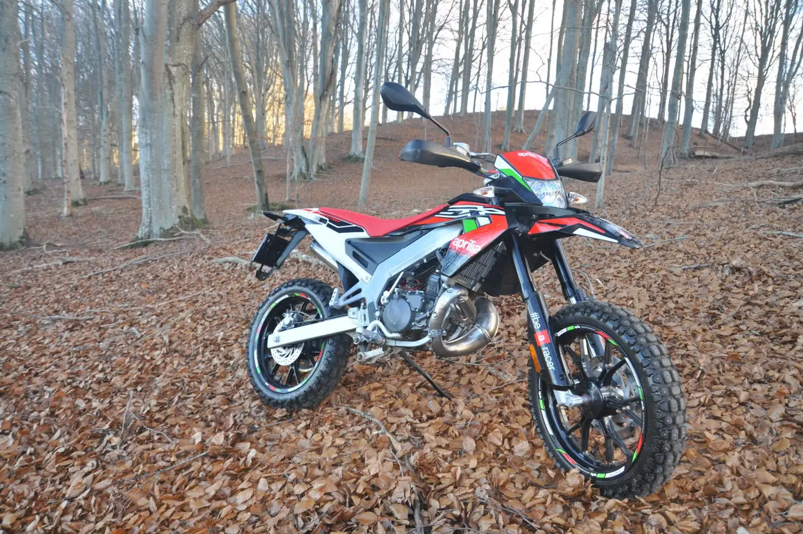 Aprilia SX 50 Rojo - 1