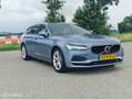 Volvo V90 2.0 T5 Momentum in prachtige kleurstelling Azul - thumbnail 3