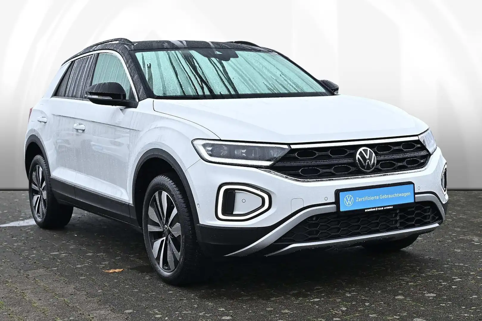 Volkswagen T-Roc 1.5 TSI DSG Life Move Weiß - 2