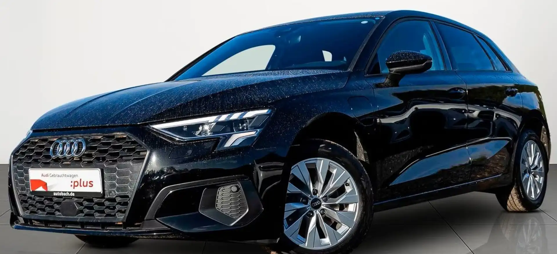 Audi A3 SportBack 40 tfsi 204CV - LED - APPLECARPLAY 2022 Zwart - 1